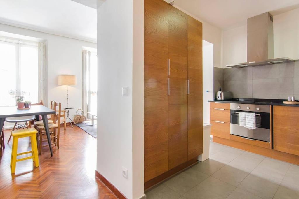 مدريد Malasana Beautiful Design Apartment 2Bed 2Bath المظهر الخارجي الصورة